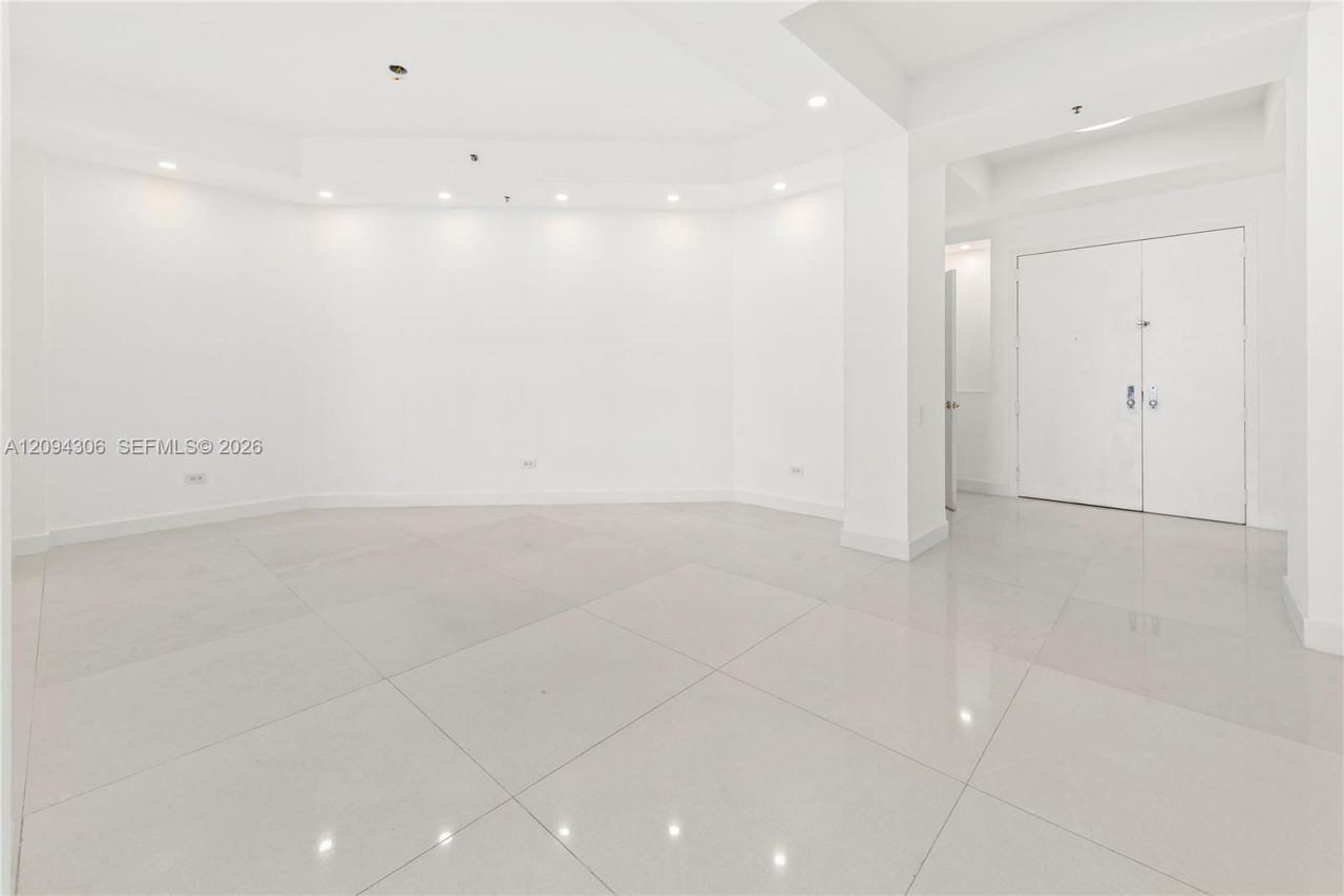 808 Brickell Key Dr, Unit 304, Miami, FL 33131 Photo