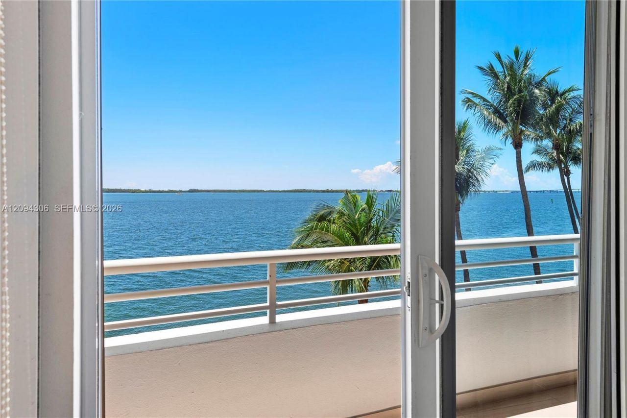 808 Brickell Key Dr, Unit 304, Miami, FL 33131 Photo