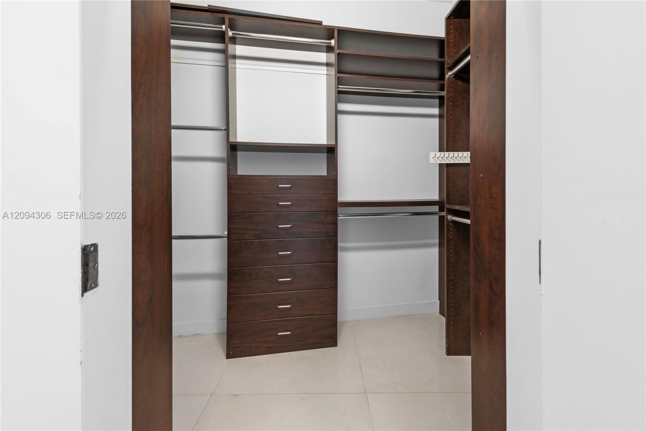 808 Brickell Key Dr, Unit 304, Miami, FL 33131 Photo