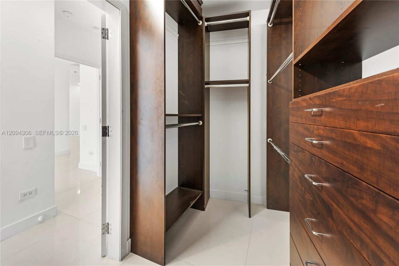 808 Brickell Key Dr, Unit 304, Miami, FL 33131 Photo