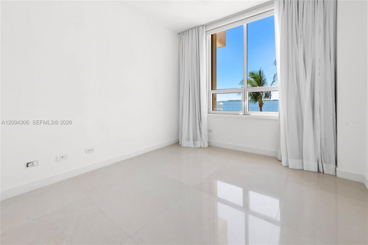 808 Brickell Key Dr, Unit 304, Miami, FL 33131 Photo