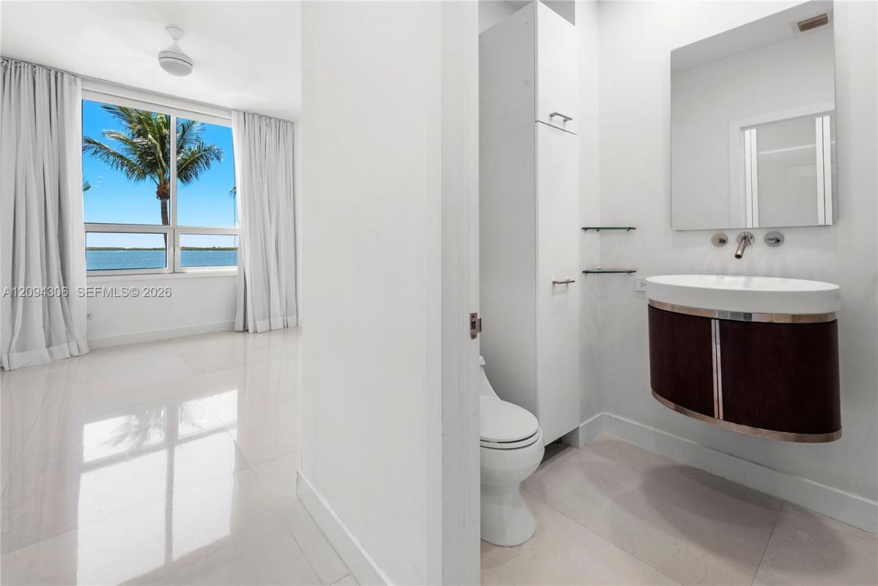 808 Brickell Key Dr, Unit 304, Miami, FL 33131 Photo