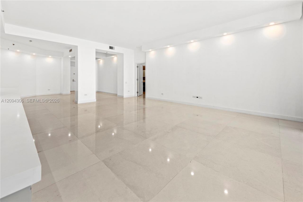 808 Brickell Key Dr, Unit 304, Miami, FL 33131 Photo