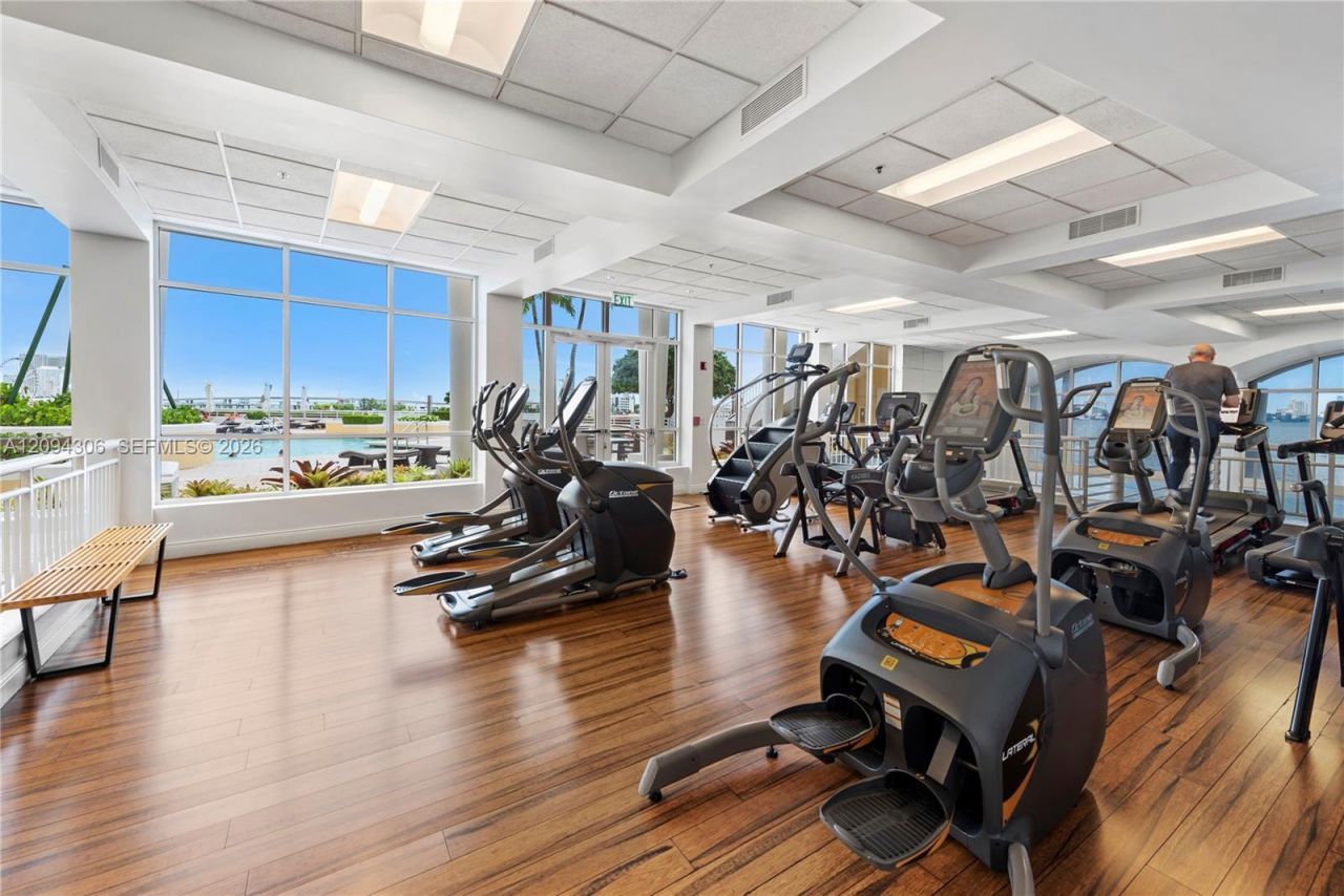 808 Brickell Key Dr, Unit 304, Miami, FL 33131 Photo