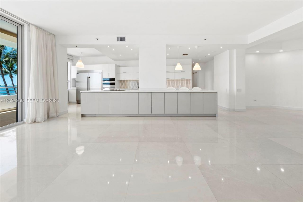 808 Brickell Key Dr, Unit 304, Miami, FL 33131 Photo