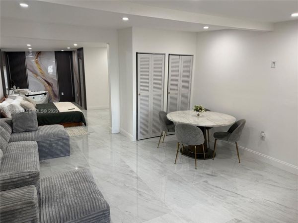 761 NW 34th St , Unit 763, Miami, FL 33127