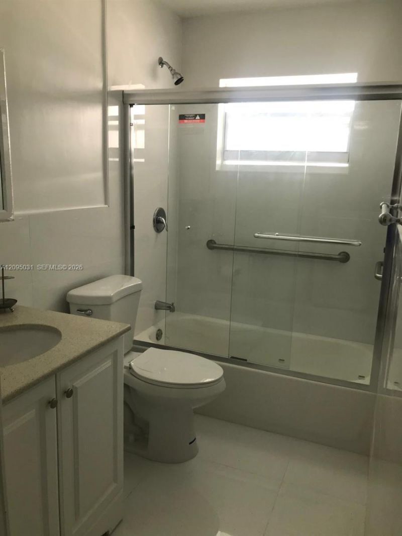 720 Collins Ave , Unit 509, Miami Beach, FL 33139 Photo