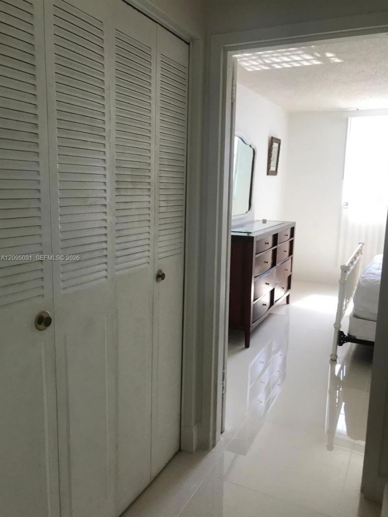 720 Collins Ave , Unit 509, Miami Beach, FL 33139 Photo