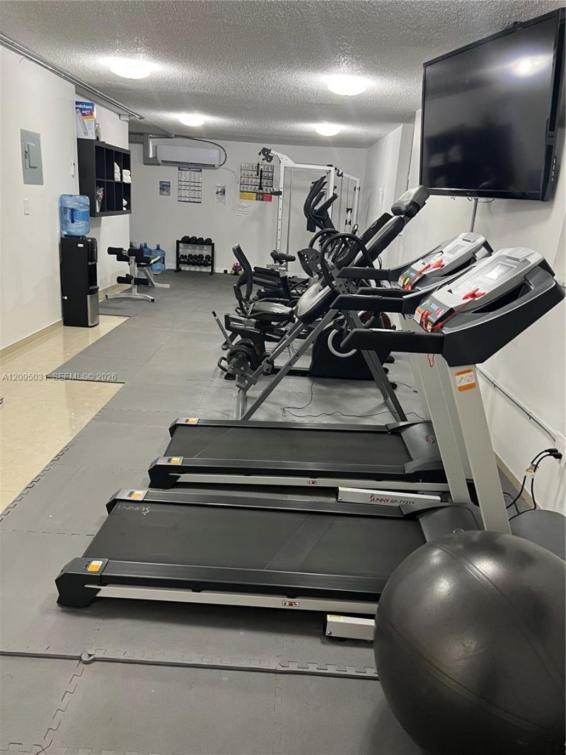 720 Collins Ave , Unit 509, Miami Beach, FL 33139 Photo