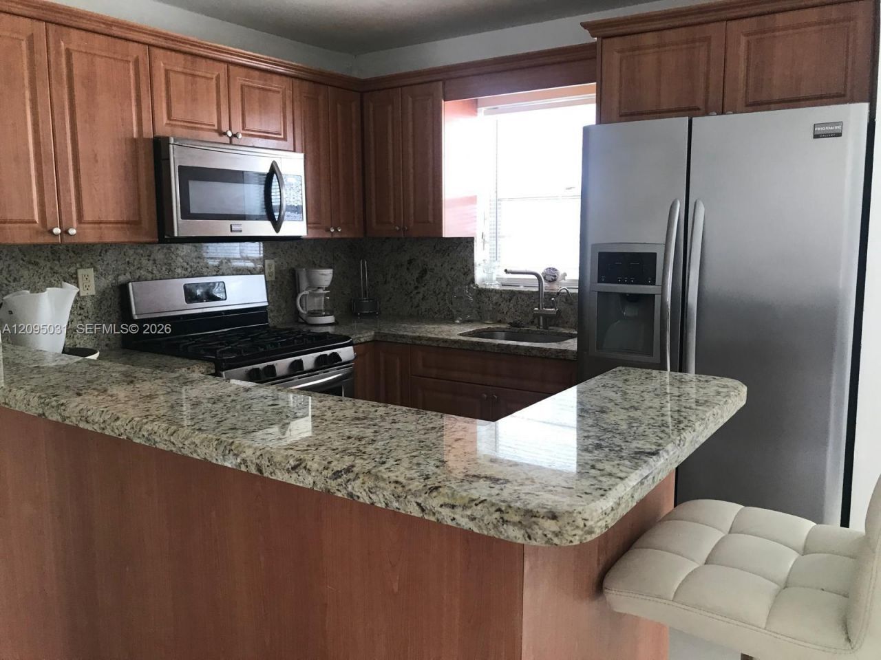 720 Collins Ave , Unit 509, Miami Beach, FL 33139 Photo