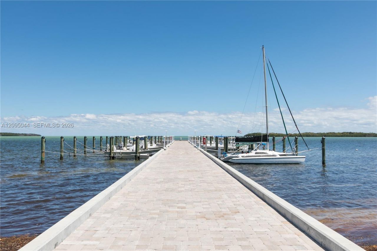 903 S Emerald Dr , Key Largo, FL 33037 Photo