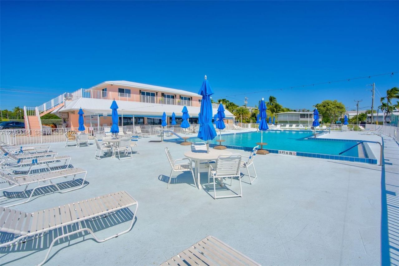 903 S Emerald Dr , Key Largo, FL 33037 Photo