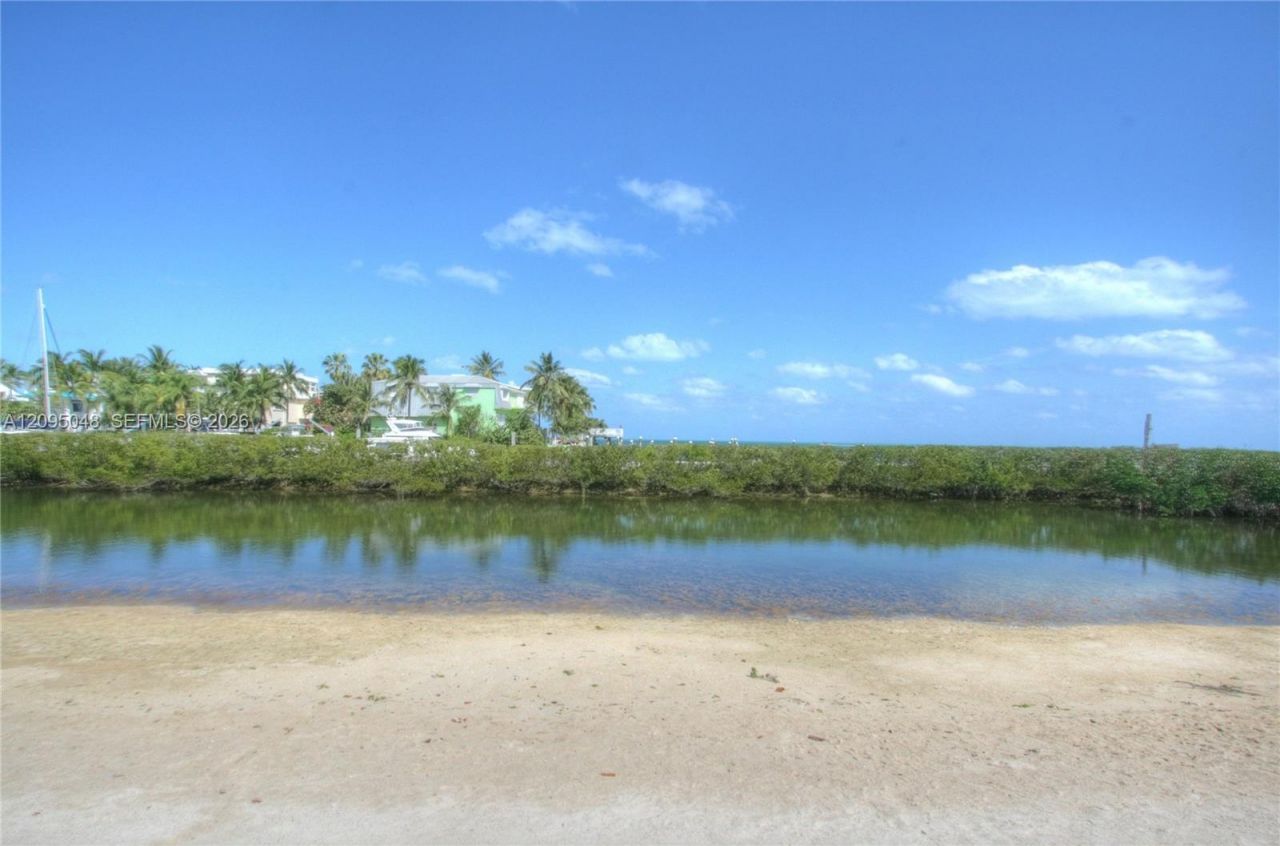 88 Marina Ave, Key Largo, FL 33037 Photo