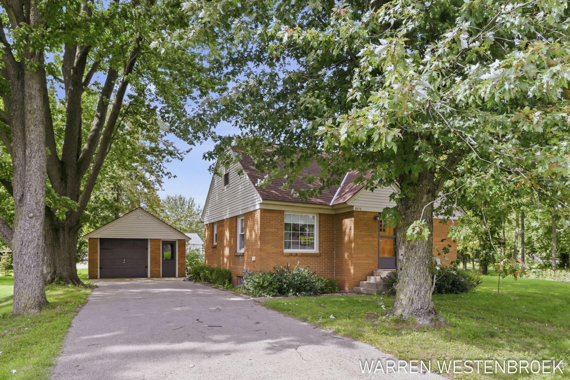 6679 96th Avenue, Zeeland, MI 49464 Main Photo