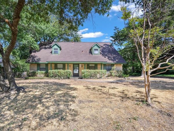 635 Sherrill Boulevard , Duncanville, TX 75116