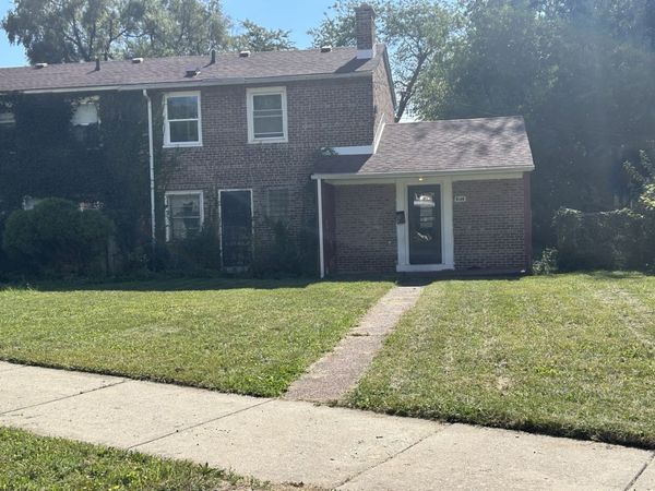 9148 S Burnside Avenue, Chicago, IL 60619