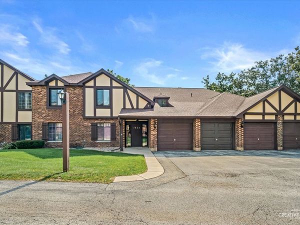 1623 SALISBURY Court, Unit C, Wheaton, IL 60187