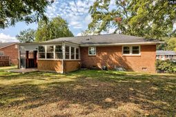 1719 Chadsworth Drive photo 4