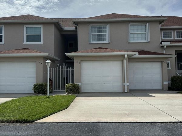 255 GRAND ROYALE Circle, Unit 105, Vero Beach, FL 32962