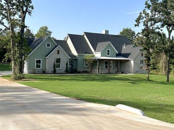 21100 Reserve Cir., Harrah, OK 73045