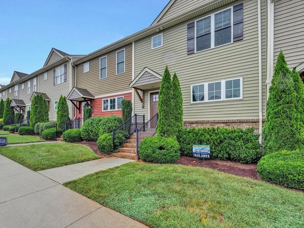 1224 Commonwealth CIR, Forest, VA 24551