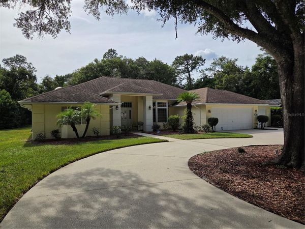 109 BYRSONIMA CIRCLE , HOMOSASSA, FL 34446