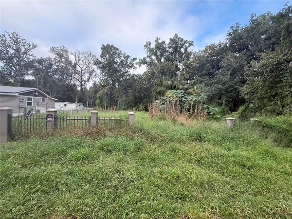 HUBBARD STREET , LEESBURG, FL 34748