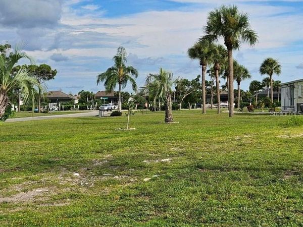 7451 DANVERS CIRCLE , PORT CHARLOTTE, FL 33981