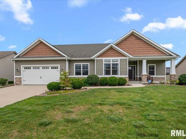 316 Windycrest Drive, Chatham, IL 62629