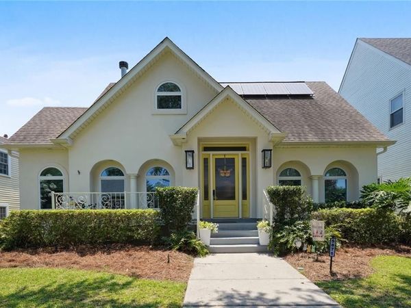 5871 GENERAL DIAZ Street , New Orleans, LA 70124