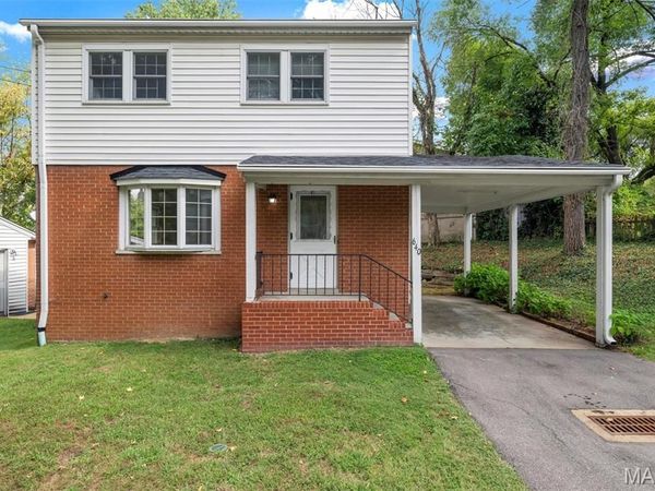 640 S Sappington Road , Kirkwood, MO 63122