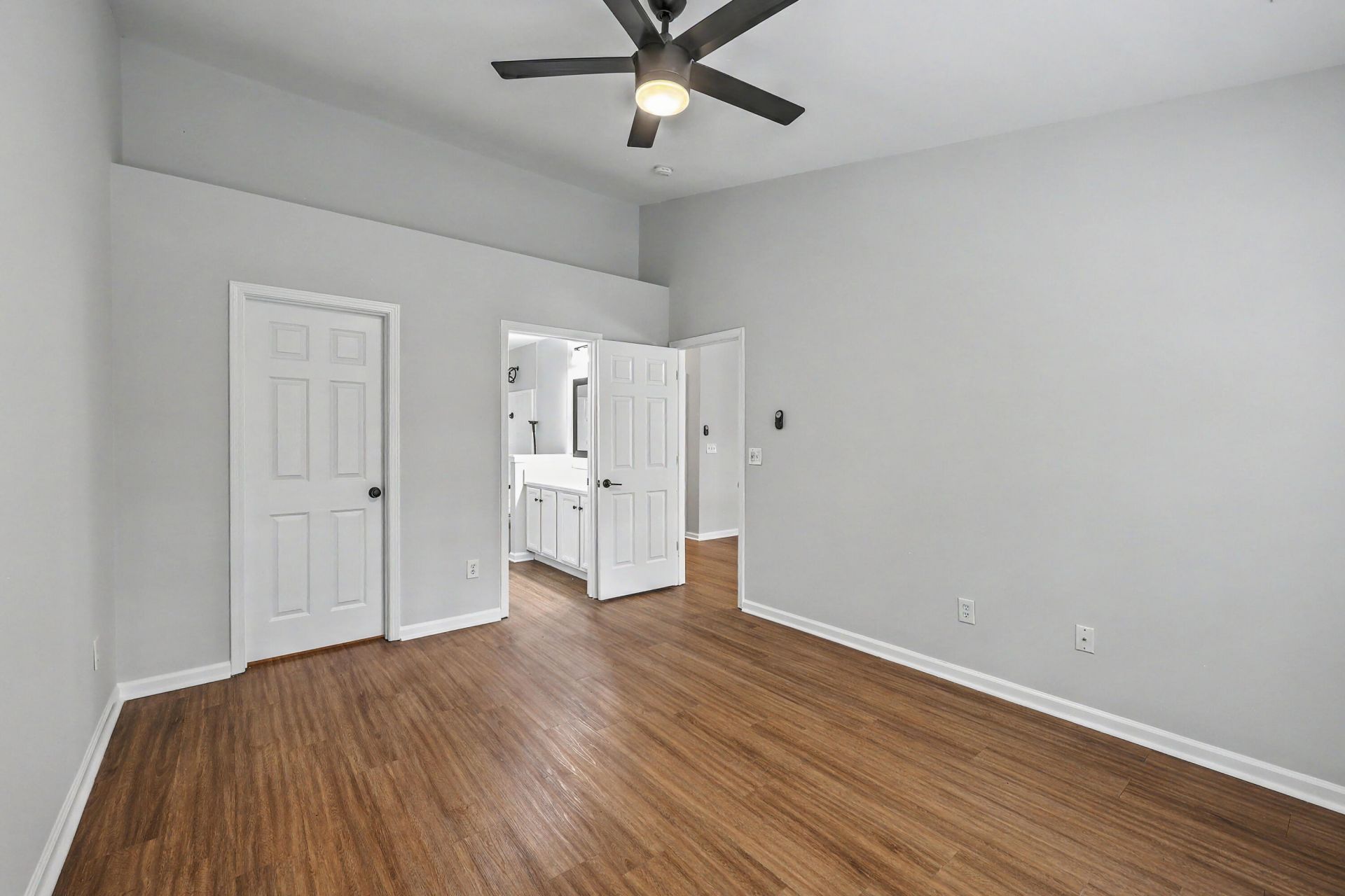 321 Jamestown Drive Photo 10