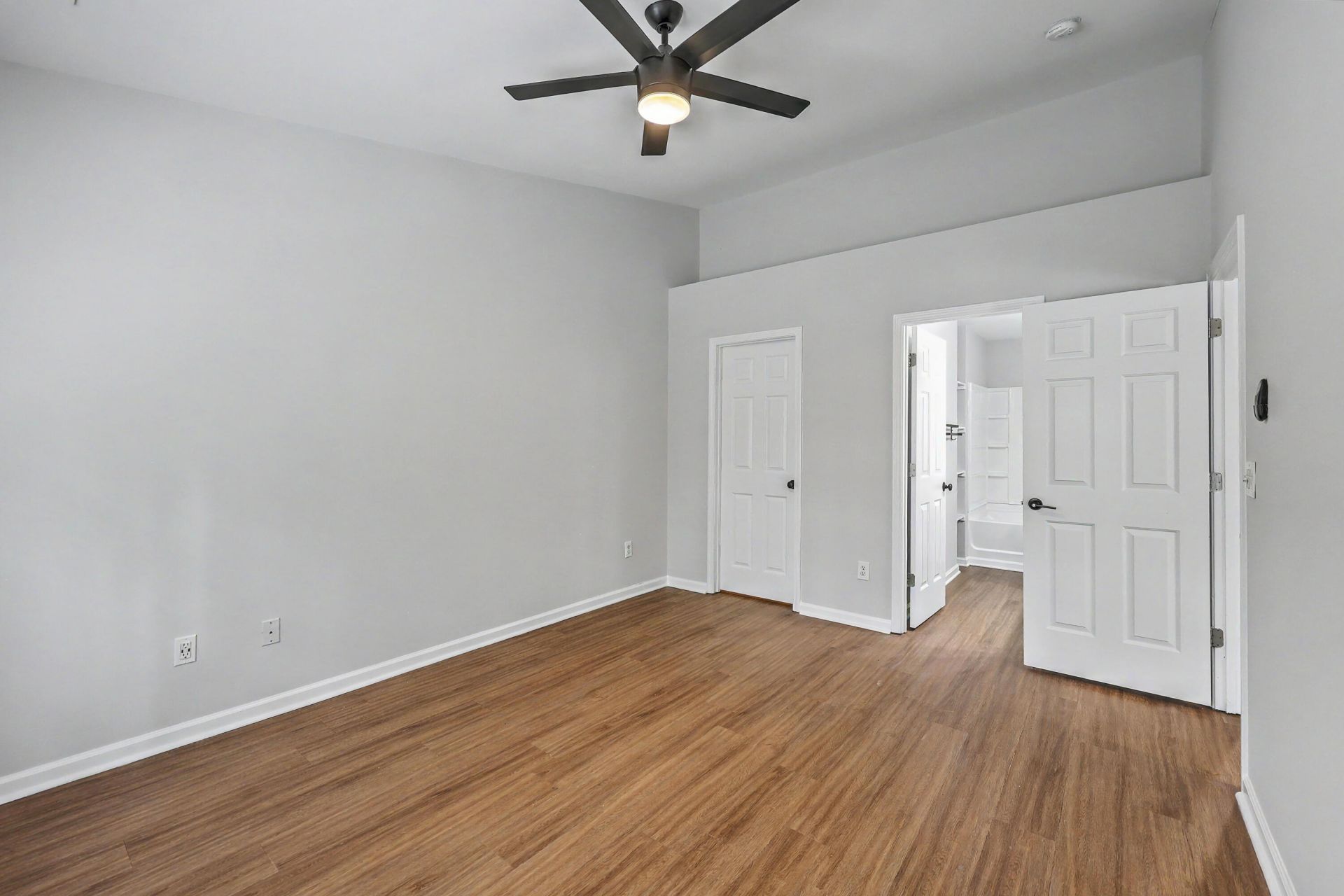 321 Jamestown Drive Photo 11