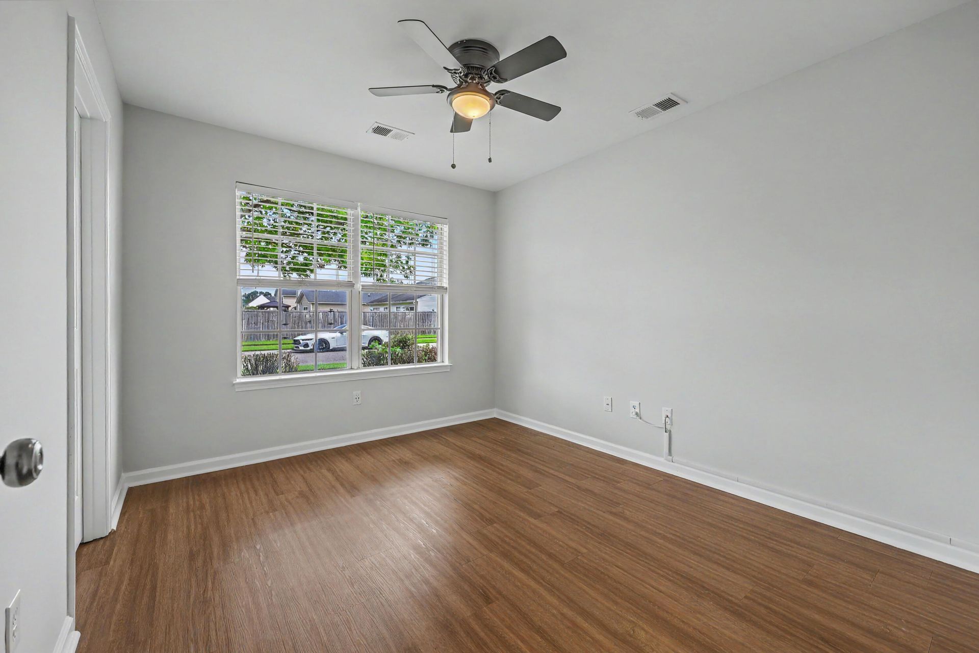 321 Jamestown Drive Photo 30