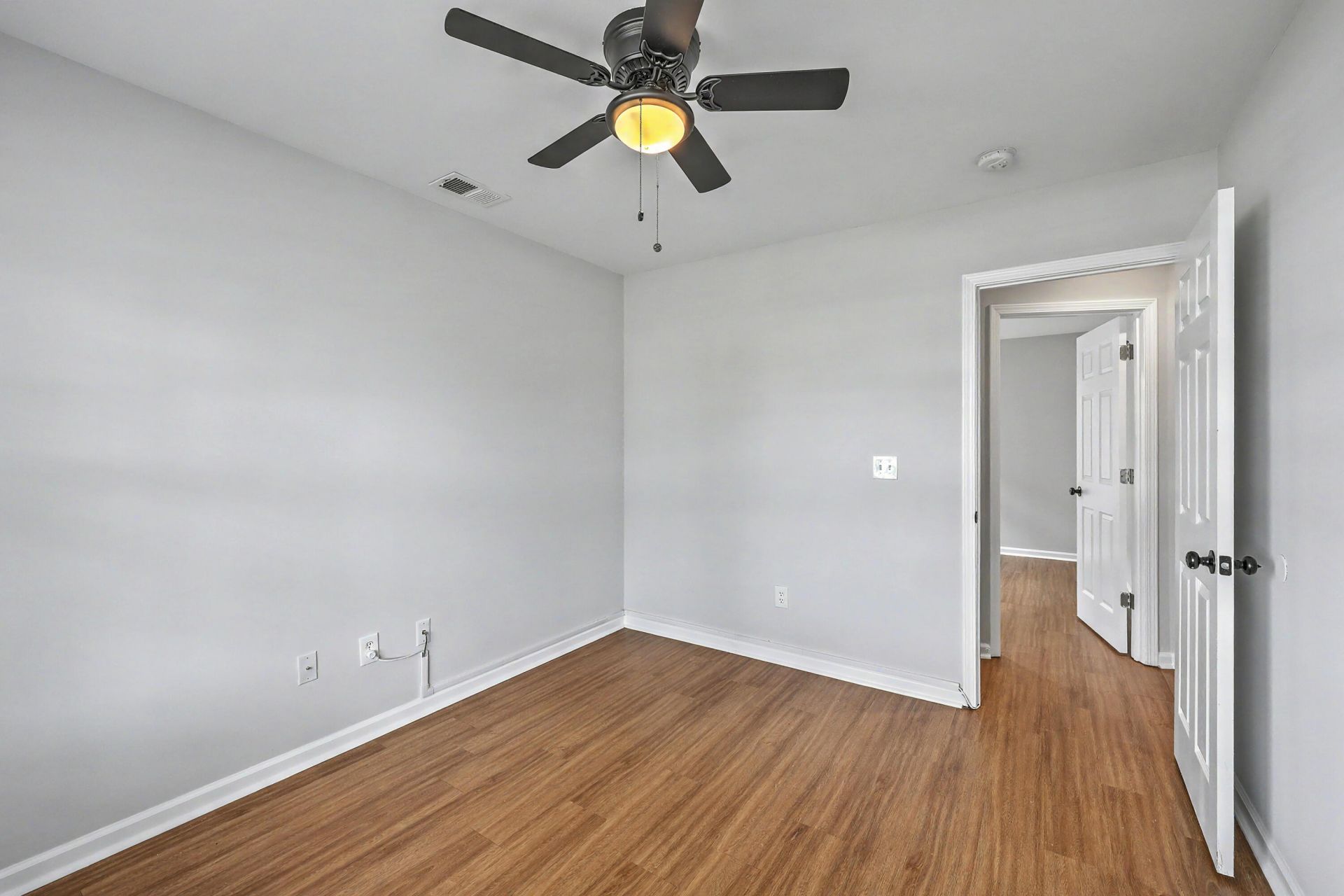 321 Jamestown Drive Photo 32