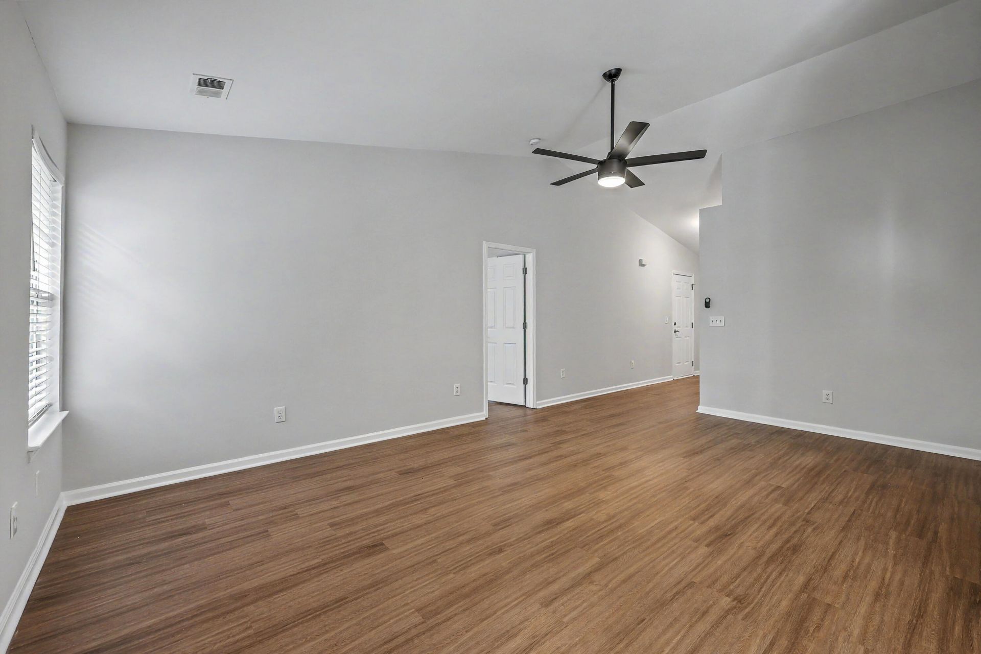 321 Jamestown Drive Photo 33