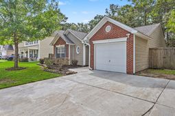 321 Jamestown Drive photo 4