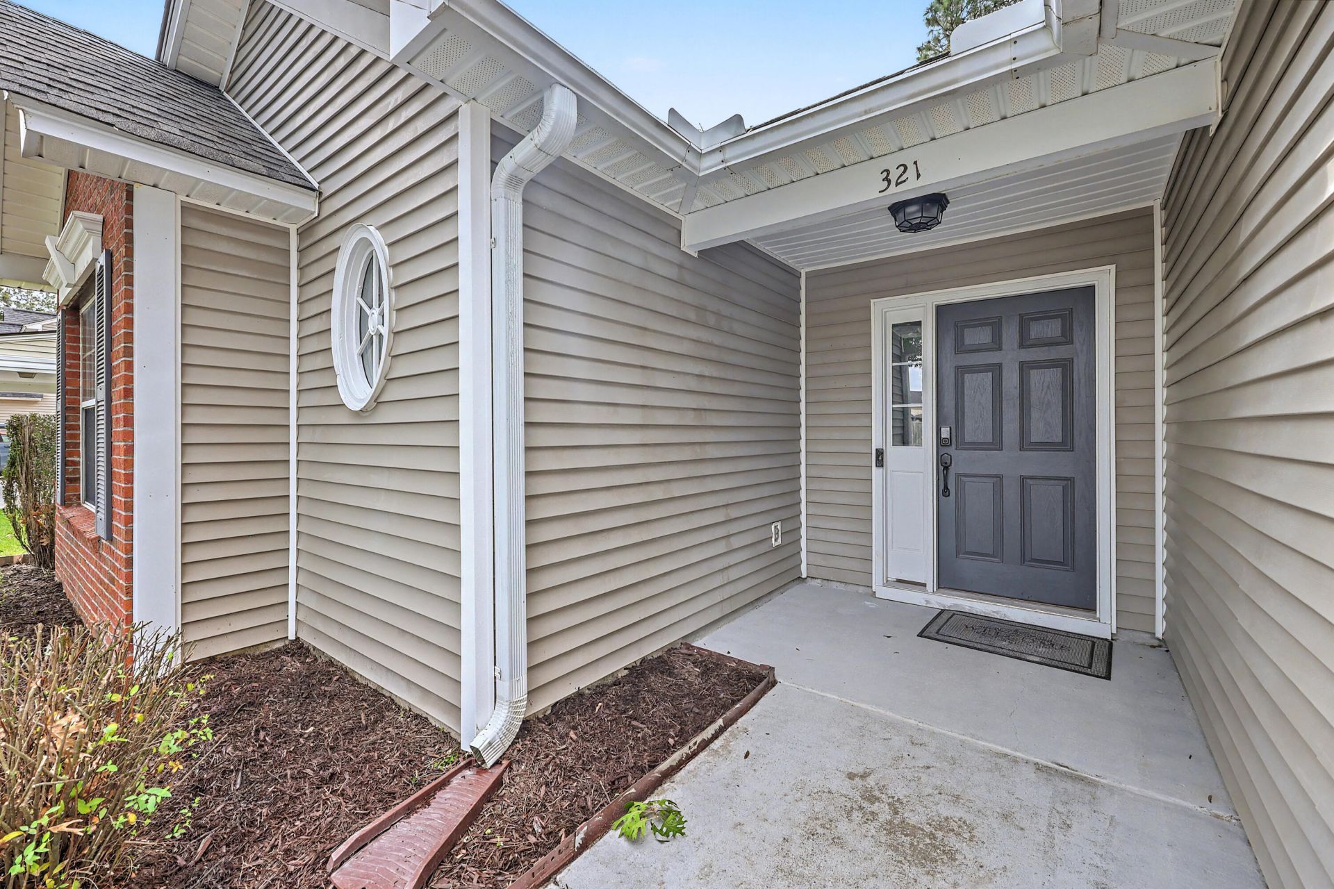 321 Jamestown Drive Photo 7