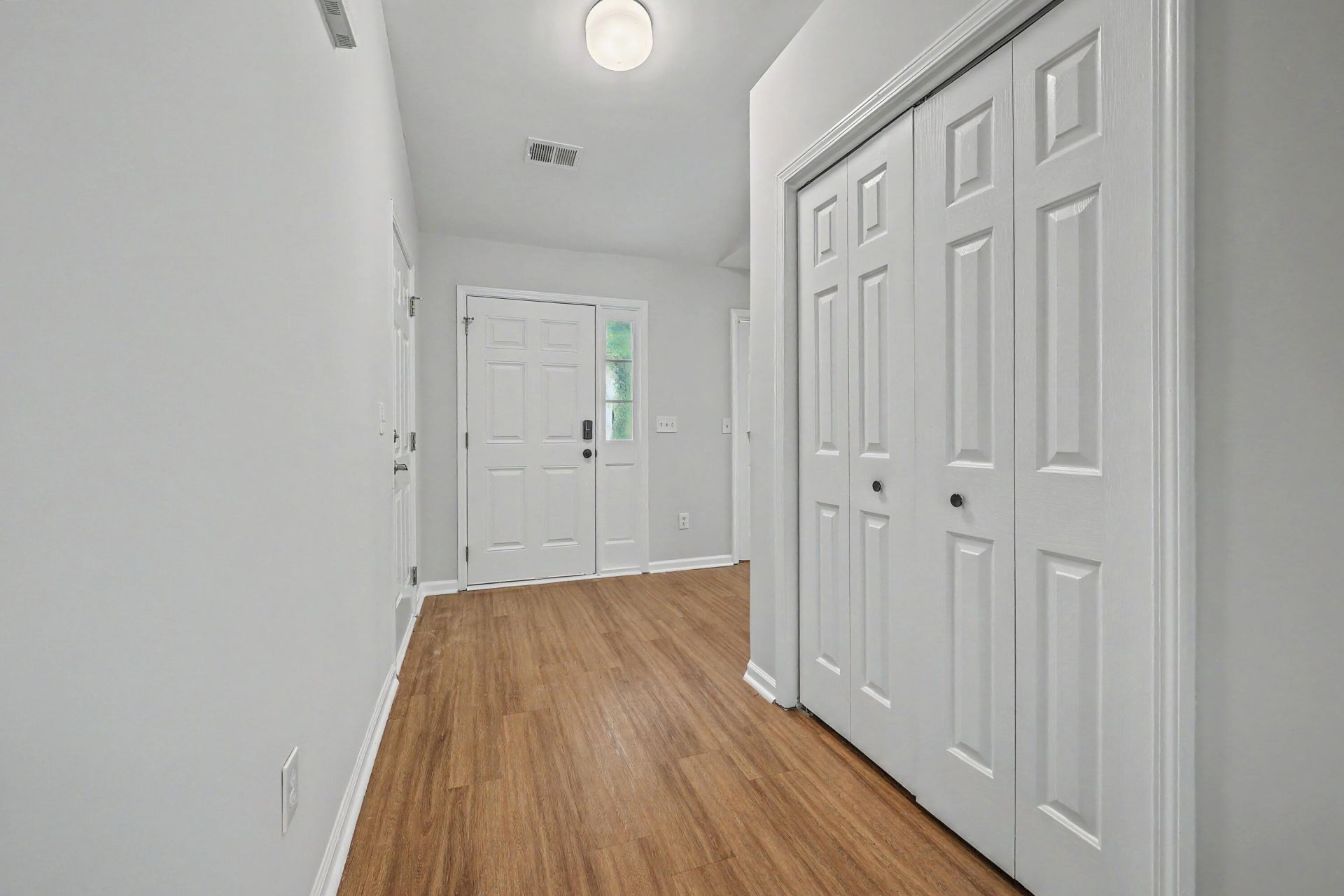 321 Jamestown Drive Photo 8