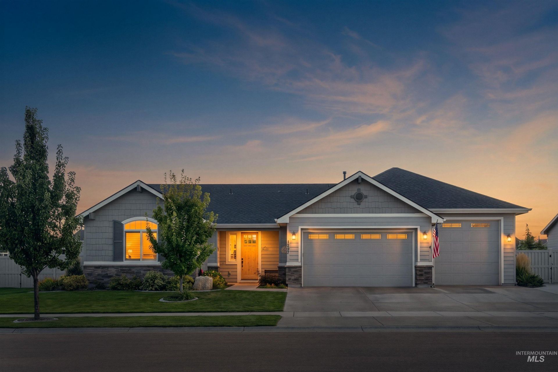 1297 W Six Shooter St, Middleton, ID 83644 Main Photo
