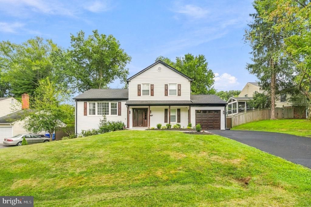 19648 OLNEY MILL ROAD , BROOKEVILLE, MD 20833