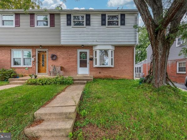 1357 CALVERT LANE, LANCASTER, PA 17603