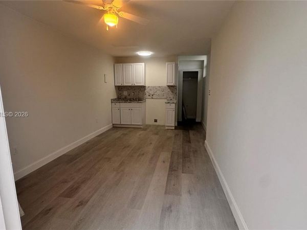 1923 Roosevelt St , Unit 6, Hollywood, FL 33020