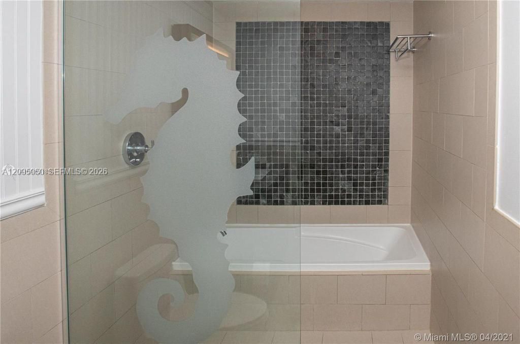 17315 Collins Ave, Unit 2406, Sunny Isles Beach, FL 33160 Photo