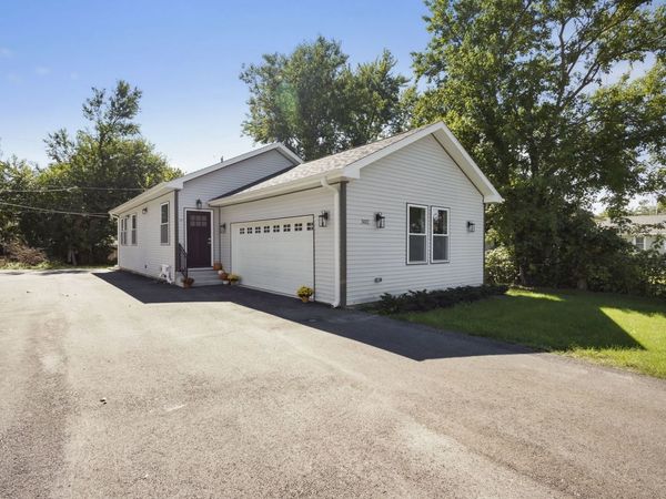 302 Hughes Avenue, Lockport, IL 60441