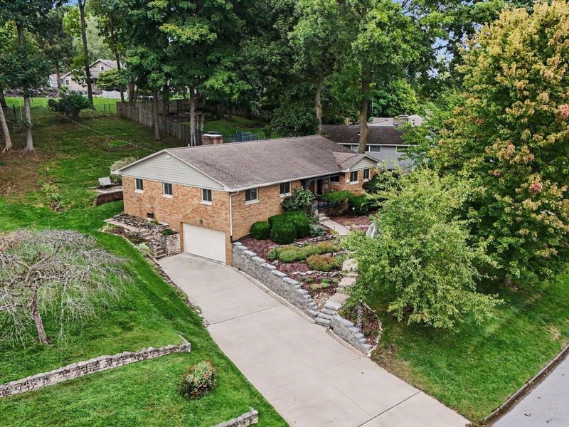385 Kemper Avenue , Lancaster, OH 43130 Photo 3
