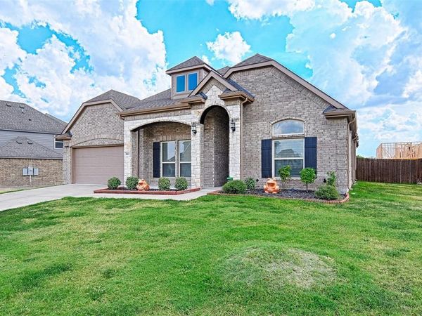 1802 ranch view dr, Cedar Hill, TX 75104