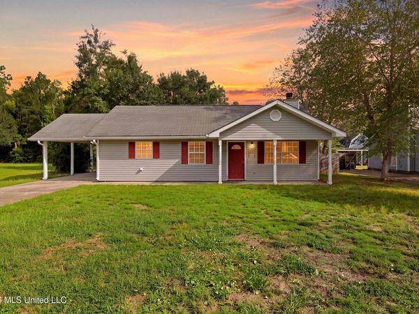 1004 Shipp Street, Waveland, MS 39576