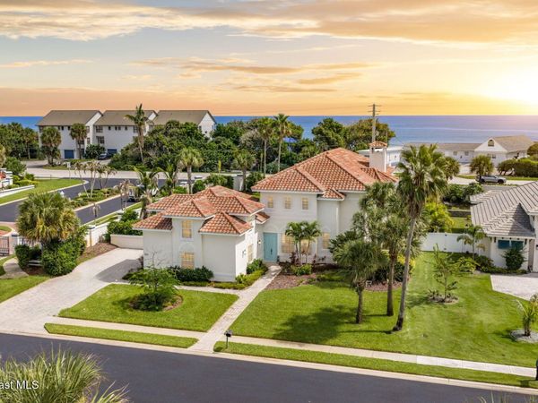 201 Loggerhead Drive , Melbourne Beach, FL 32951