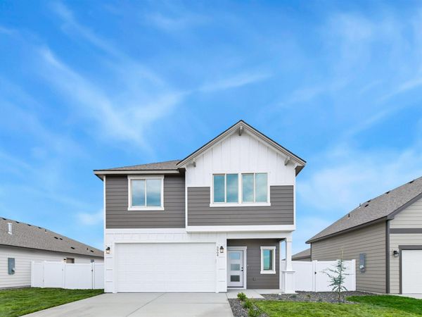 5904 Redtail Dr, Pasco, WA 99301